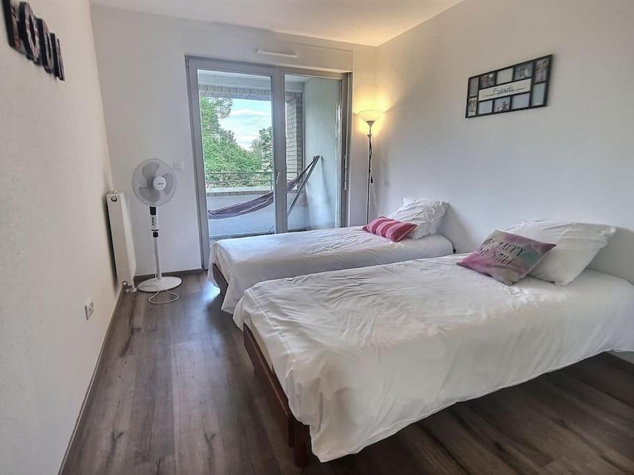 Superbe Appartement Avec 2 Balcons - Vue Sur La Cathedrale Environ 15 Min En Tram Strasbourg Eksteriør billede